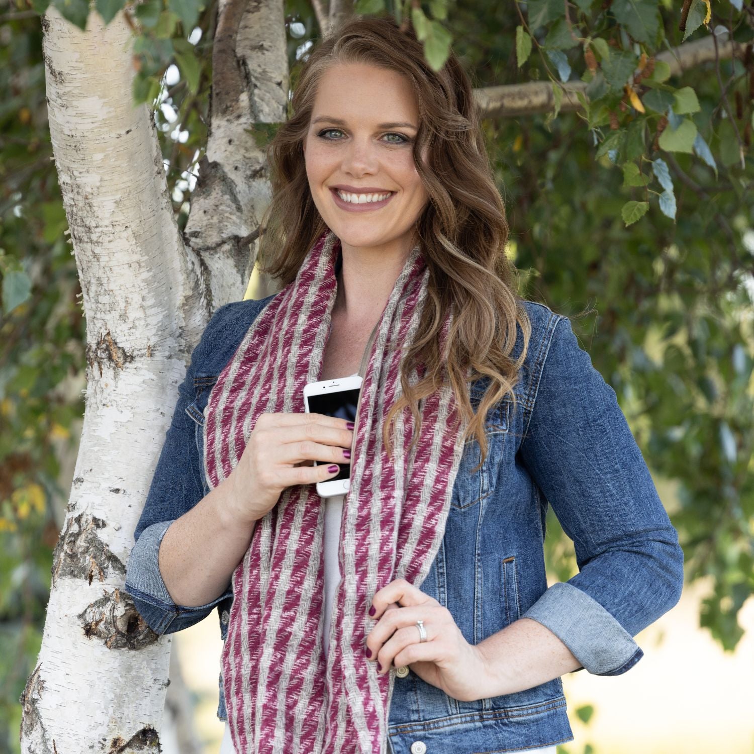 SHOLDIT Convertible Infinity Scarf with Pocket Edenburgh Burgundy long with phone in pocket